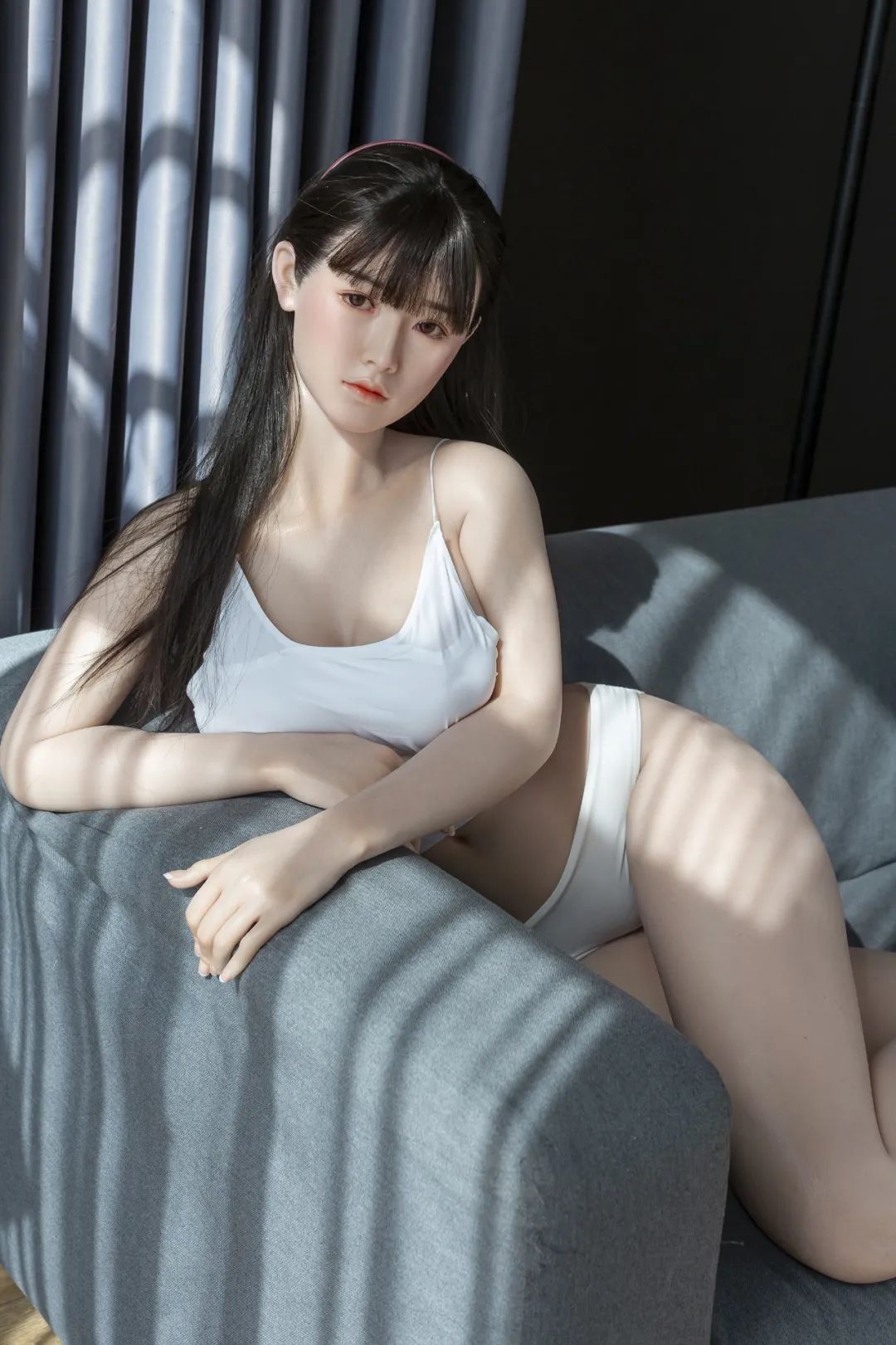 *欲情**实录：啪硅胶娃娃“到底”有多爽？