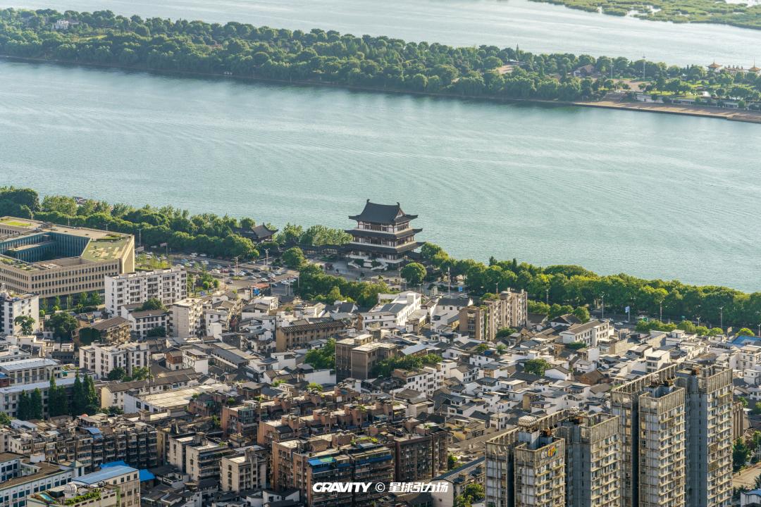 多面天心，常逛常新