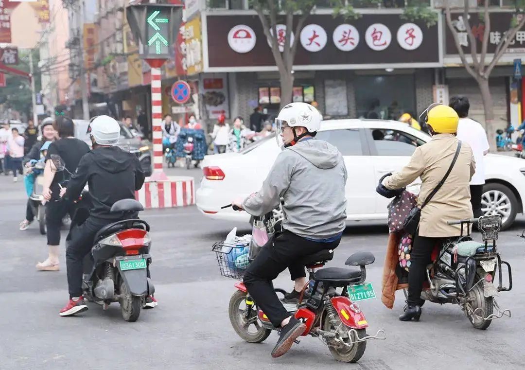 天冷了电动车不耐用要换电池吗,电动车电池用多久续航才开始下降