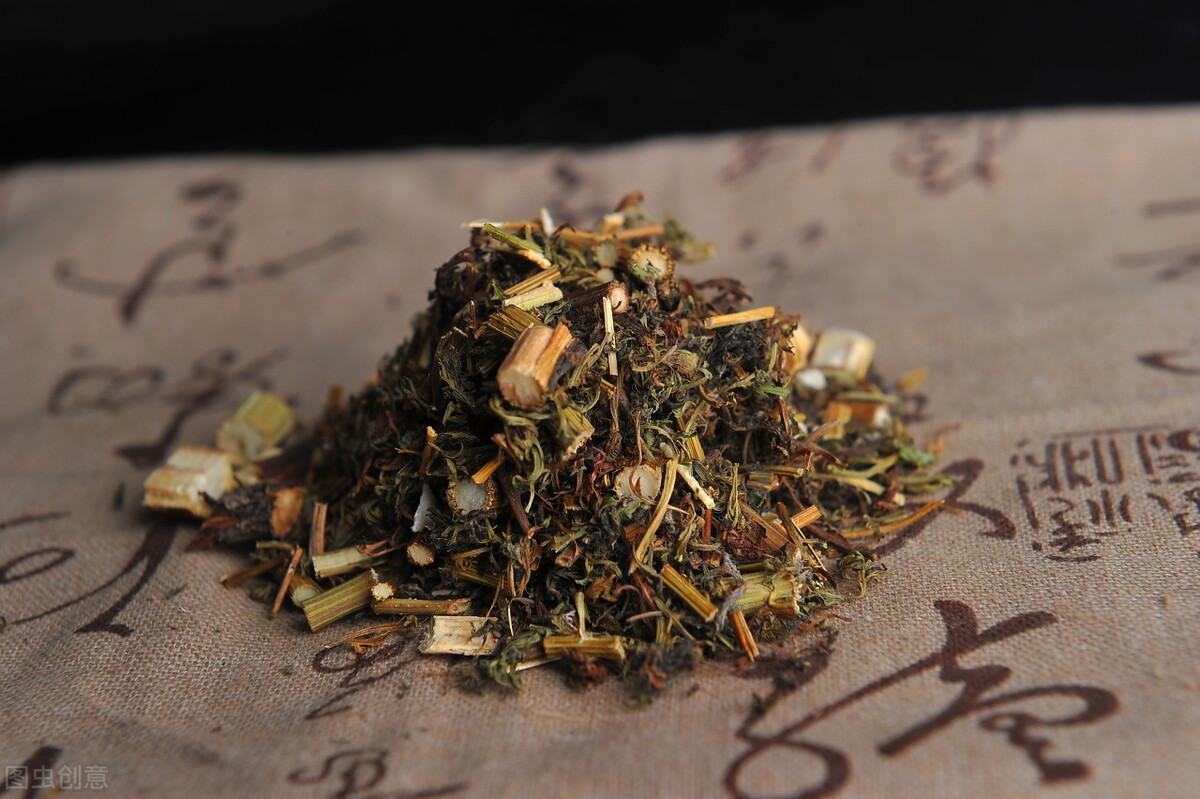 口干口苦耳鸣的中成药方,清肝明目口苦耳鸣用啥泡着喝好