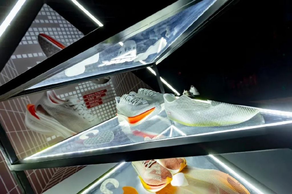 匹克up302.0测评,匹克碳板跑鞋up302.0