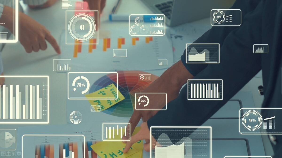 股市大跌100点后反弹,股市大盘指数上涨8000点