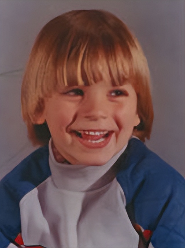 足坛球员童年照,足坛球星萌娃照