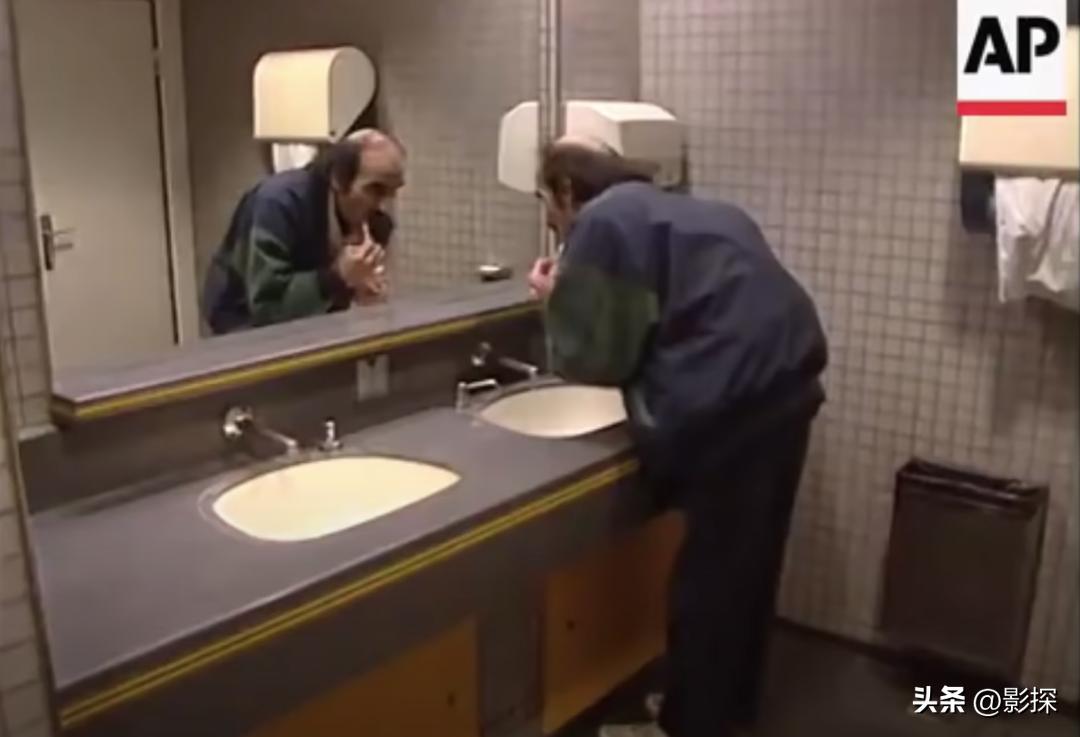 被困机场18年电影,被困机场18年