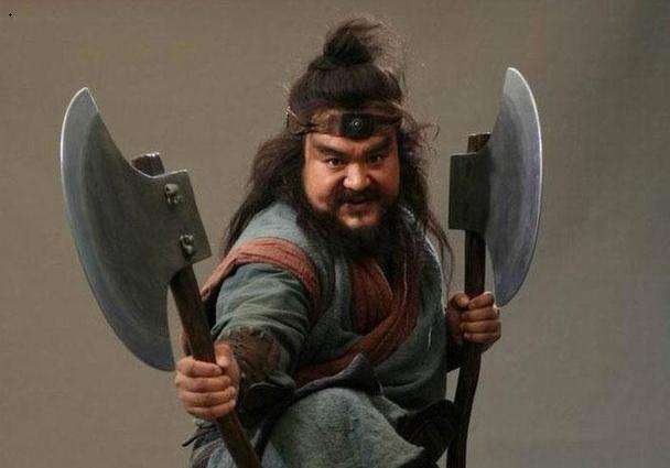 张飞VS李逵，谁更胜一筹？三个回合比下来，结果与你想的不一样