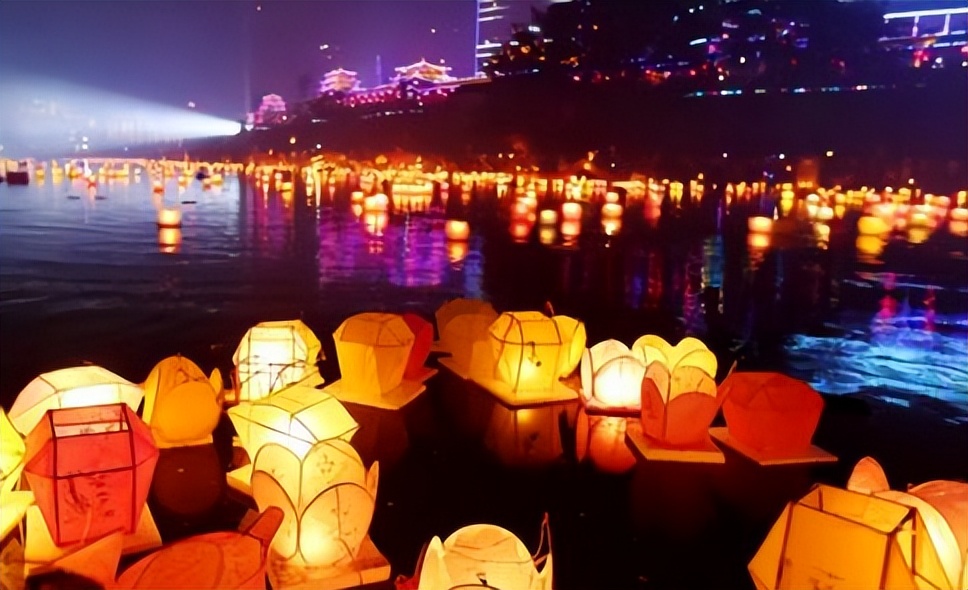 为什么七月十五中元节是鬼节,七月十五中元节为什么被称为鬼节