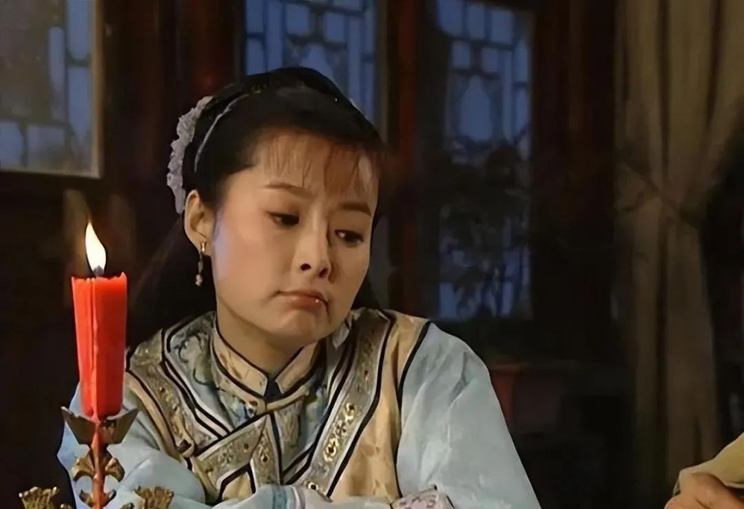 放弃国籍却回国捞金的八位明星,年轻出国享受晚年回国养老的明星