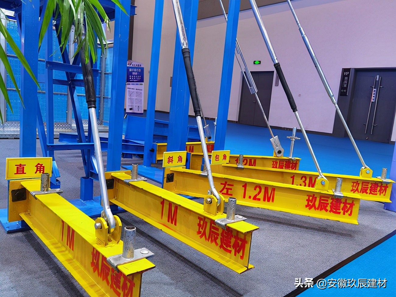 新型悬挑承力架施工步骤,工字钢新型悬挑架示意图