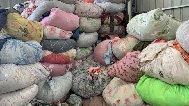 我辞去保安高薪工作，做旧衣回收一年亏损15万，如今欲哭无泪