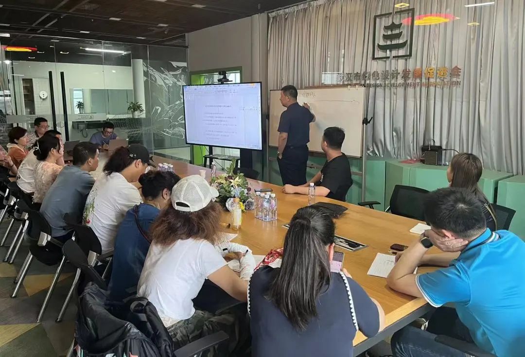 强者之征!武汉、长沙直营公司工作指导会议成功召开