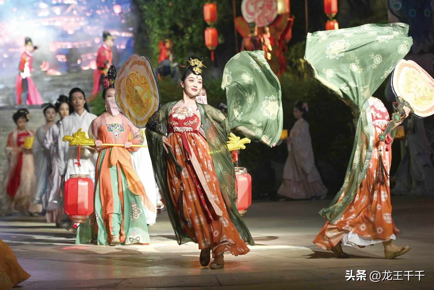 文旅复苏发展前景图,文旅产业对经济的发展