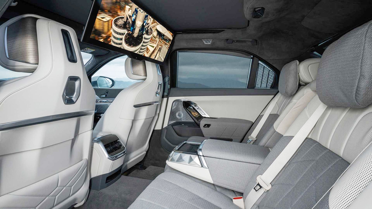 宝马全新7系外观颜色,新款宝马7系外观