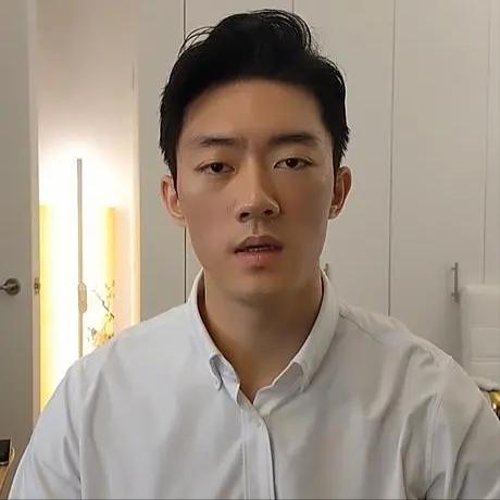 玩弄女明星、割小三子宫、贪污12亿元,韩国前总统一家多疯狂?