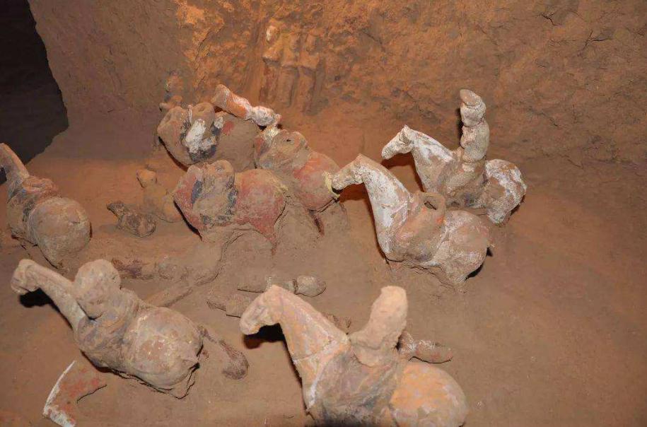 2013年发现上官婉儿墓，各地姓上官的人急了，专家：咋这么齐心？