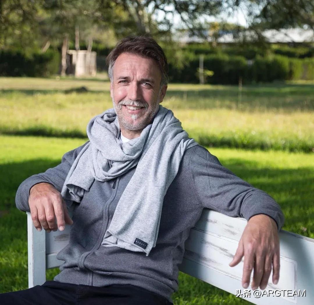 巴蒂斯图塔去卡塔尔,巴蒂斯图塔重回佛罗伦萨看比赛