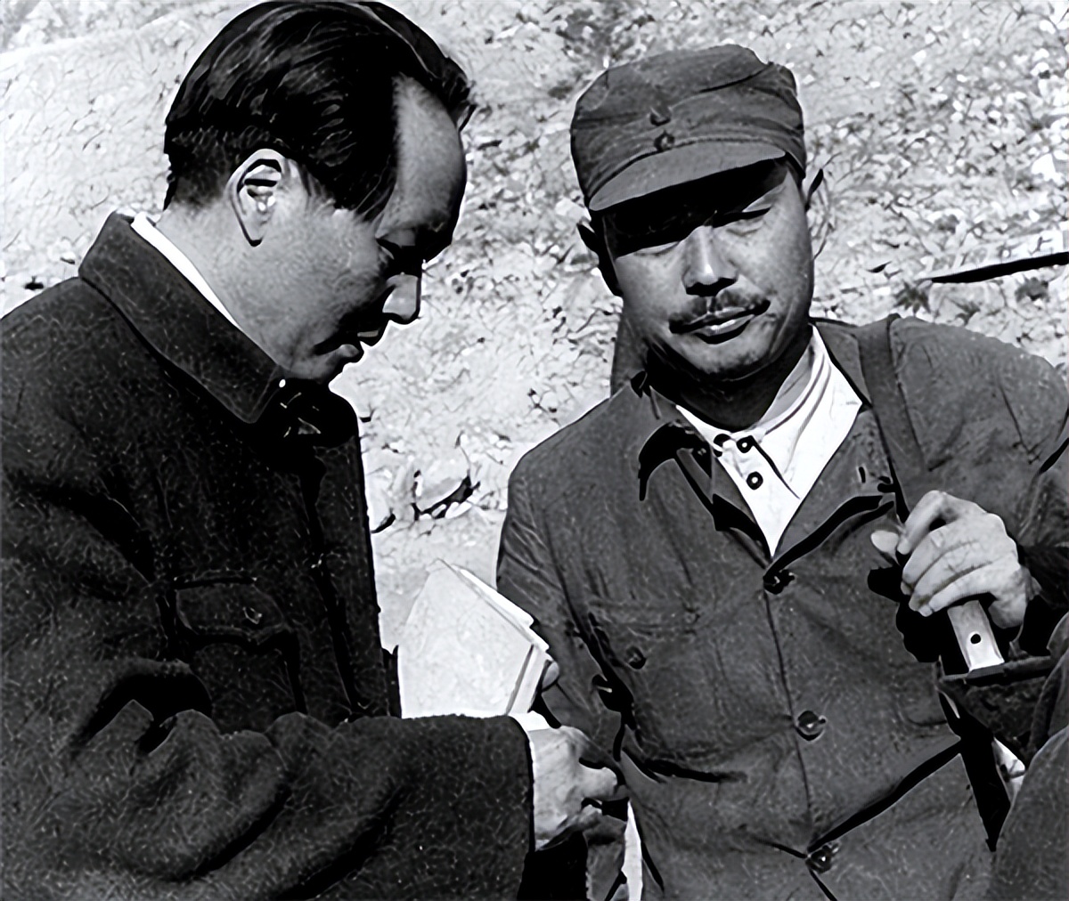 毛主席真实身高是多高？九旬贴身警卫员回忆量身高，解亿万人疑惑