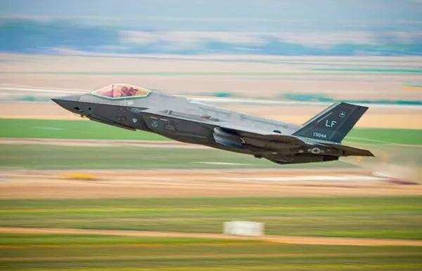 歼20对日本的影响,日本对歼20的看法