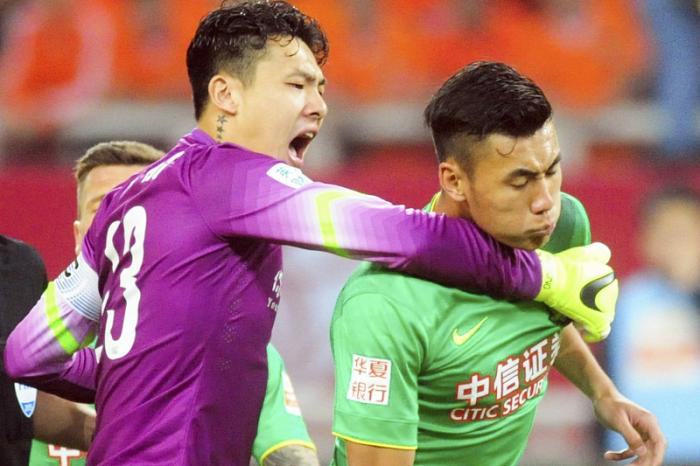 陈戌源被查裁判怎么算？上港坑过泰山，国安曾批上港黑暗笼罩大地