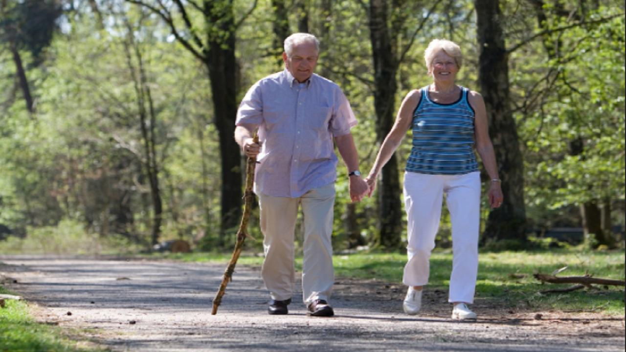 走路腿疼没力气怎么回事,走路腿酸麻无力是怎么回事
