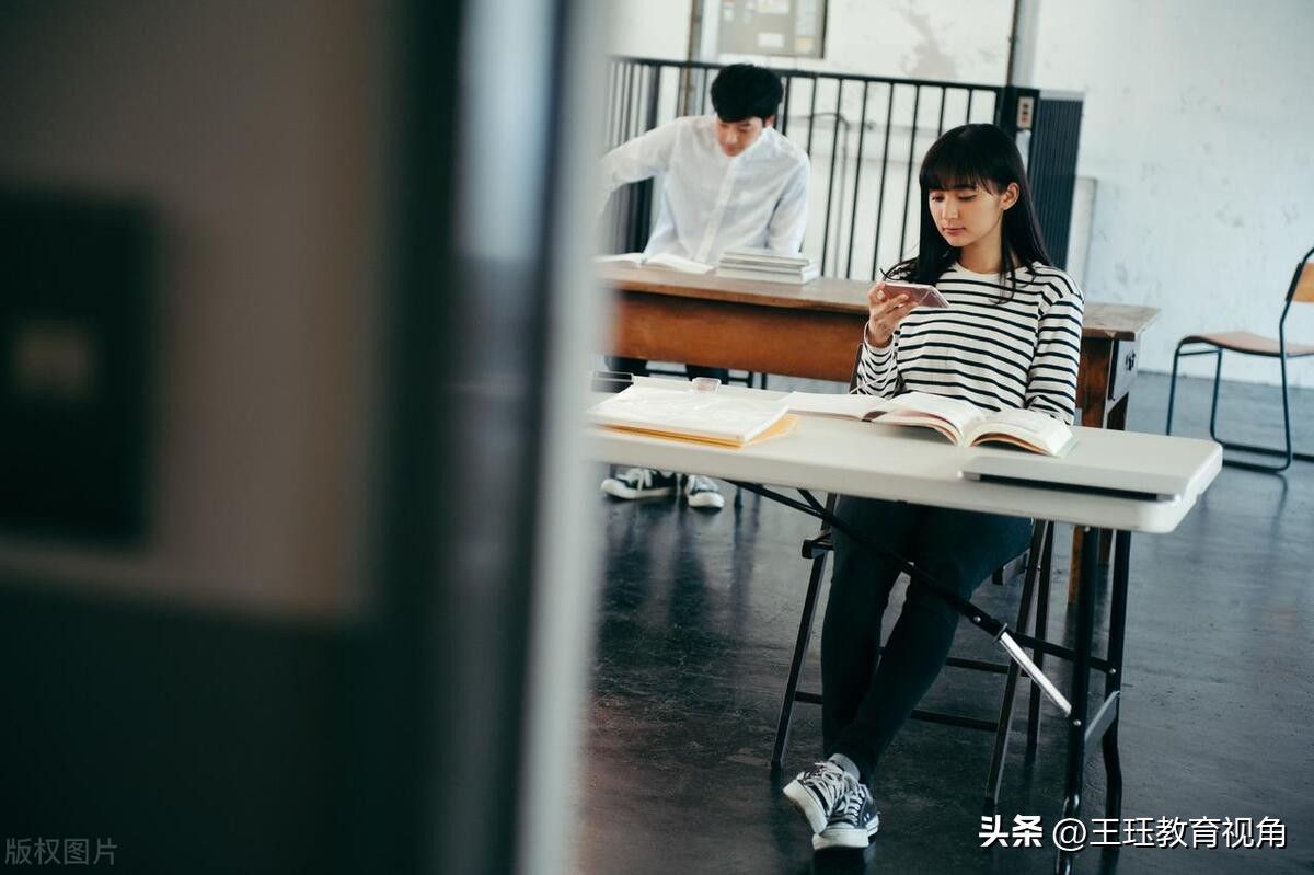 研究生比本科生多的四大福利,只想拿个硕士研究生学历有必要吗