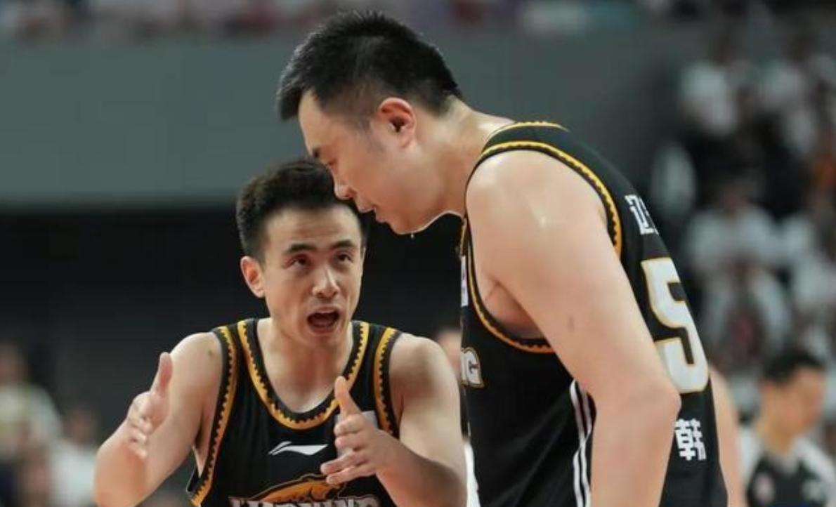 辽宁男篮韩德君最新信息,辽宁男篮最新消息大中锋