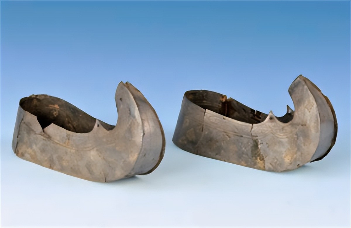 盗墓贼不识货丢掉双破鞋是真的吗,盗墓贼不识货丢掉双破鞋