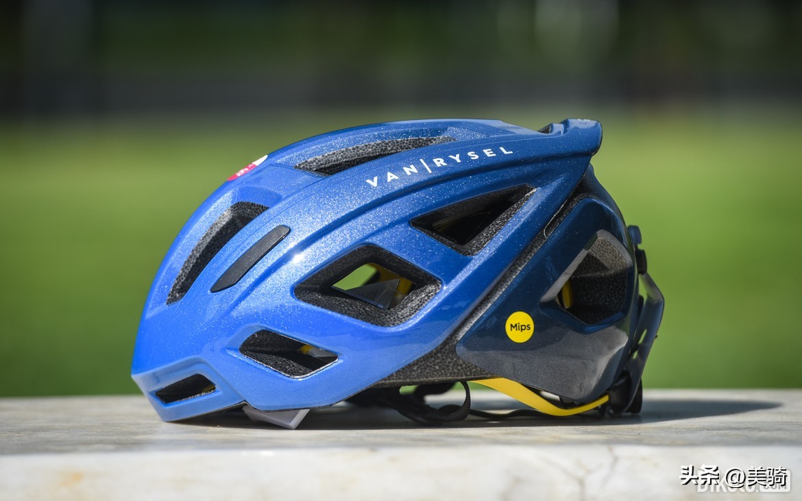 高性价比国产摩托头盔,500头盔推荐夏季