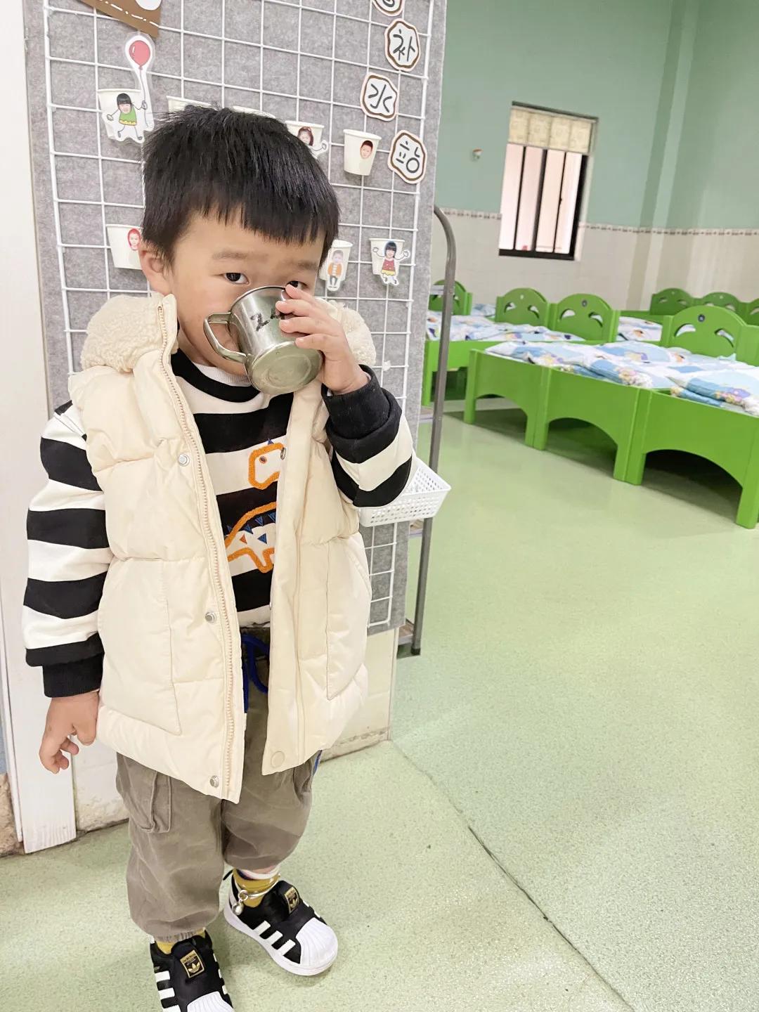 能干的小手——诺亚舟海宁市庆安幼儿园小二班