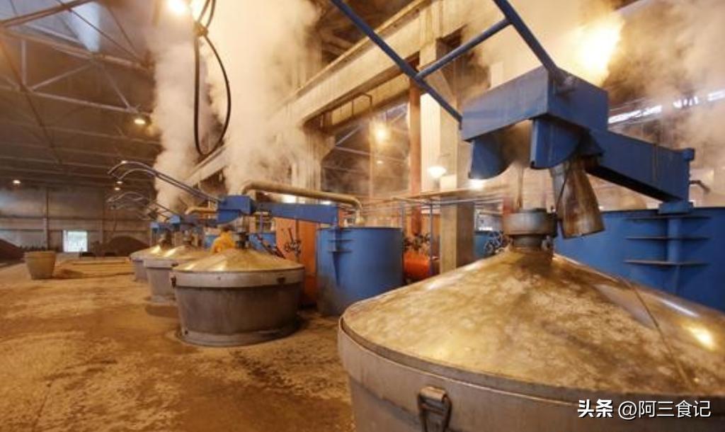 一斤纯粮食酒能酿多少酒,多少斤粮食能酿一斤纯粮食酒