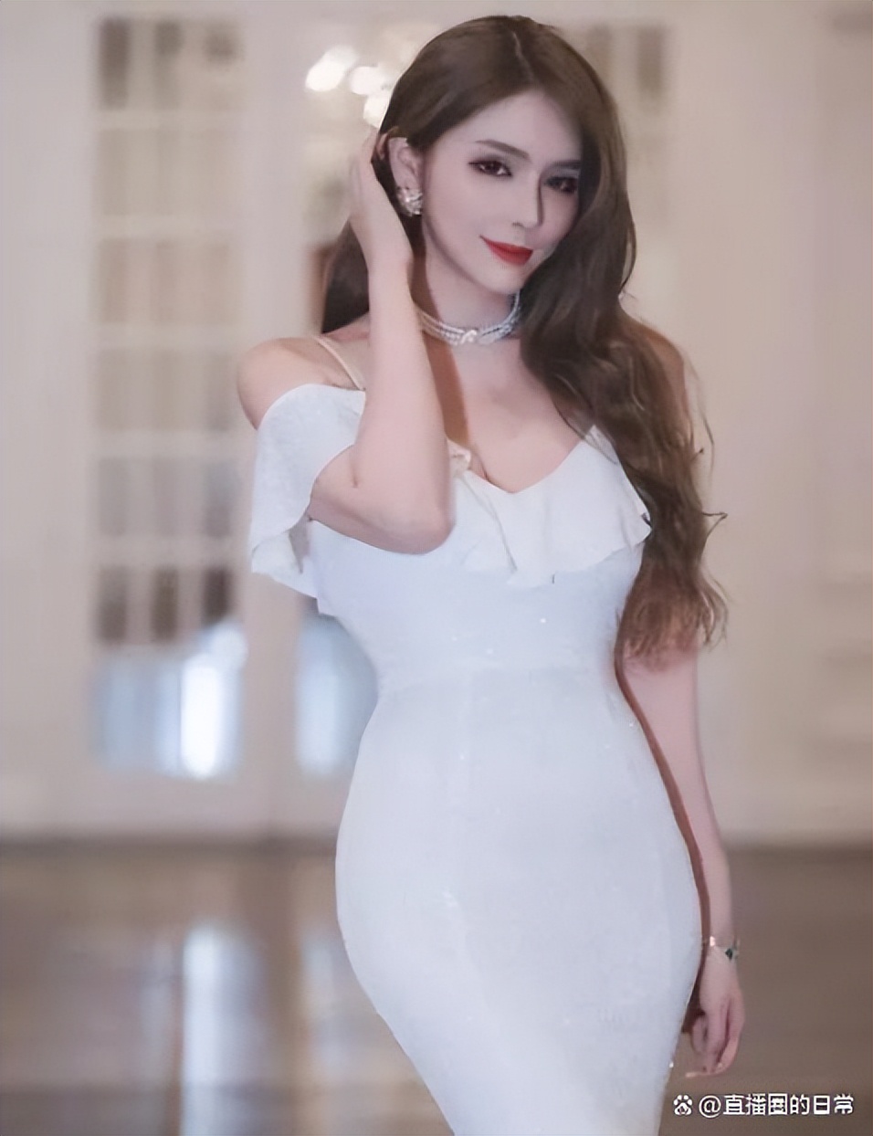 张琪格远赴韩国“美容”被网友吐槽越整越失败，还没以前好！