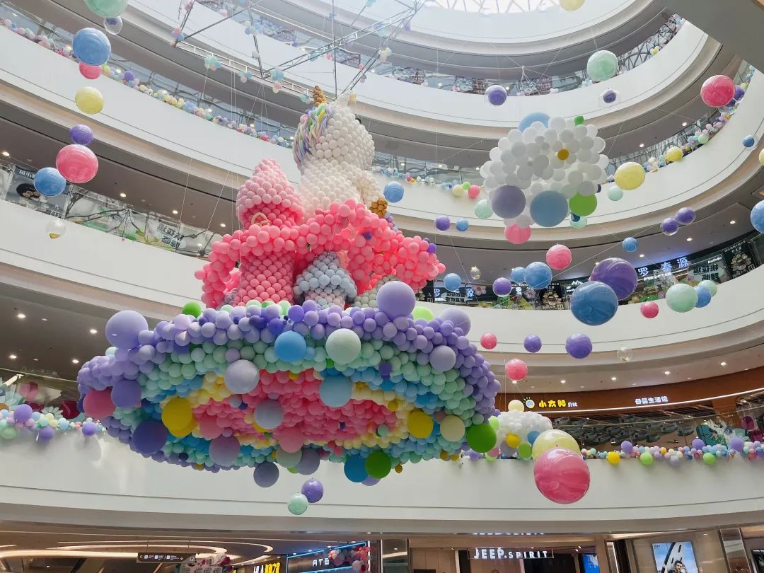 玫瑰瀑布、巨型爱心刷爆了！浪漫背后有秘密→