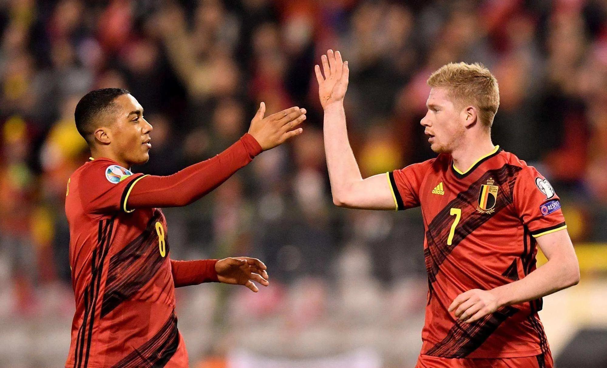 2018世界杯比利时vs日本5粒进球,日本队2018年世界杯对比利时