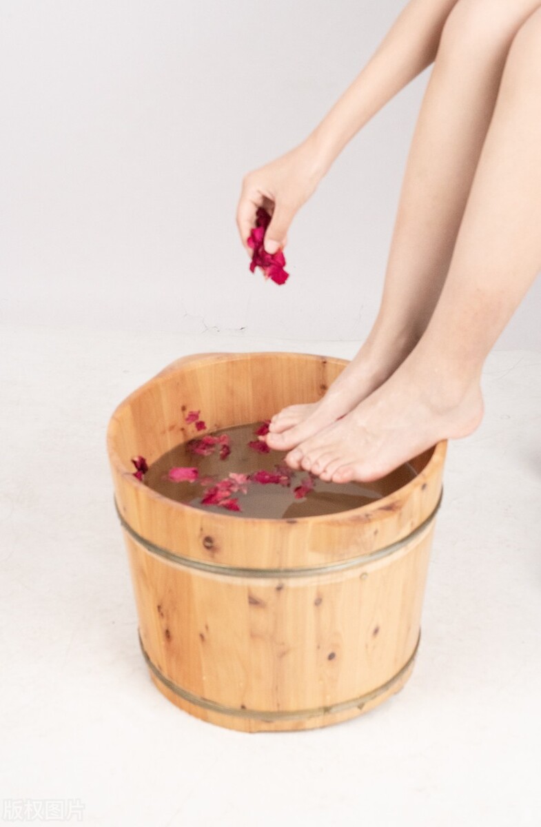 怎么缓解小腿肌肉酸痛感,怎么用筋膜枪缓解小腿肌肉酸痛