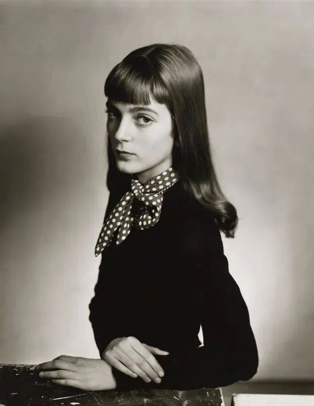 被渣男抛弃10年后霸气回归,被渣男抛弃背叛婚姻的女人