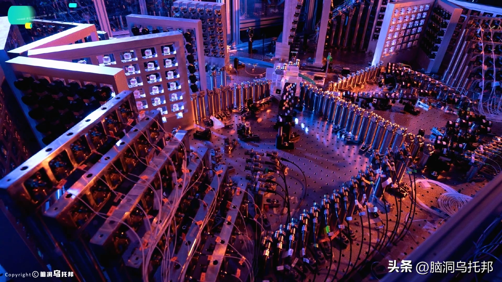 到底是什么实验让爱因斯坦质疑了,有什么实验证明这个世界是假的