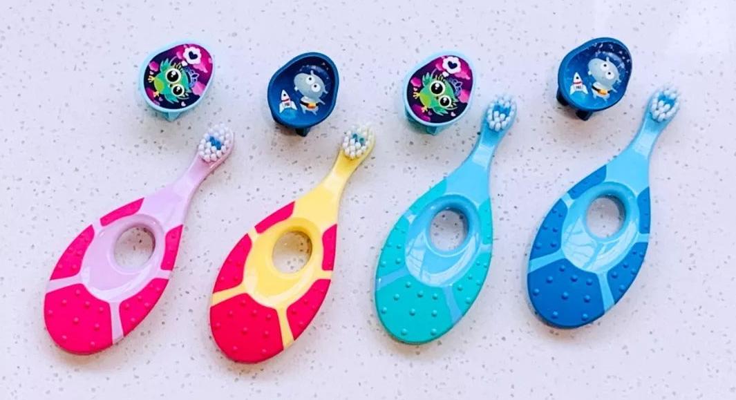 小孩子用什么牙刷刷牙比较好,多大可以用牙刷给孩子刷牙