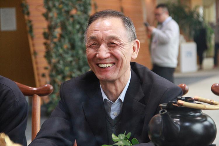 中兴通讯侯为贵临危受命,中兴集团侯为贵完整视频