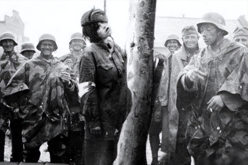 二战德国俘虏苏联战俘,德军战俘营苏联战俘与美军战俘