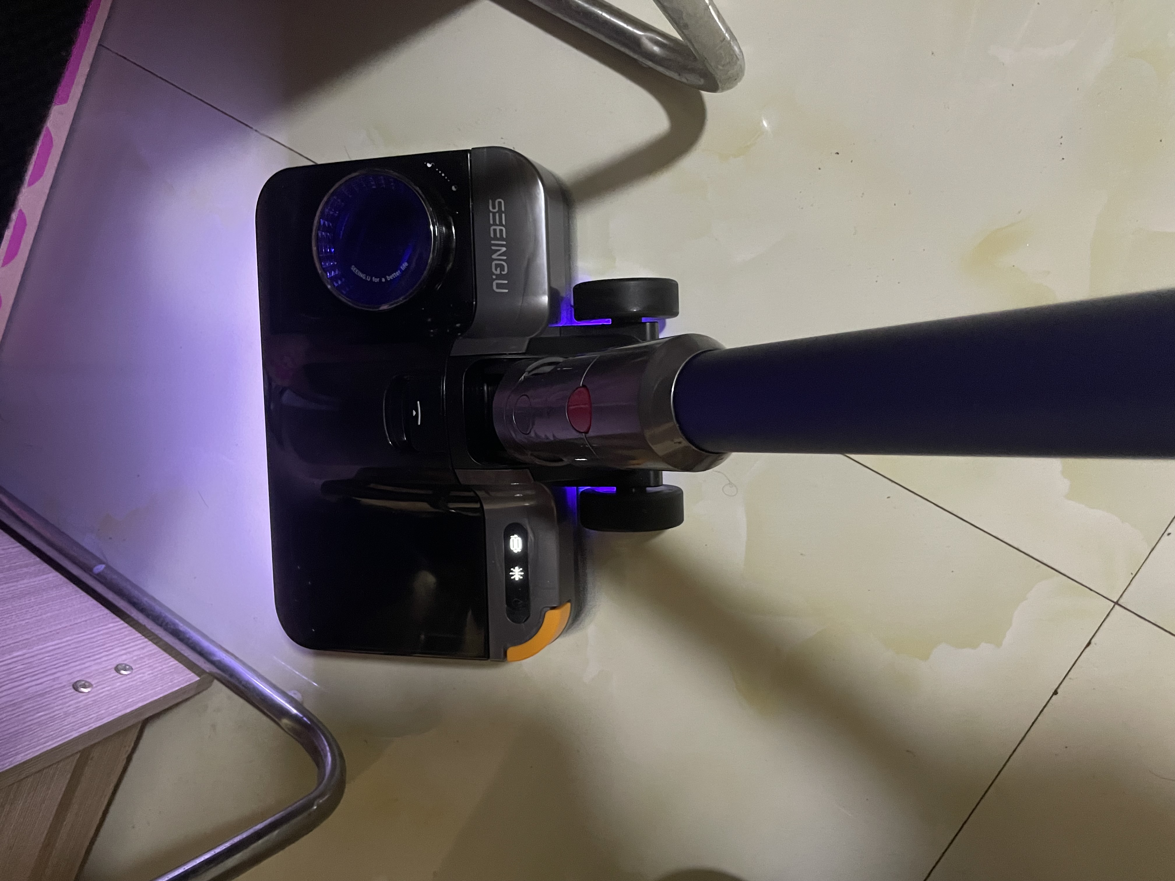 戴森吸尘器的正确使用方法,戴森吸尘器使用时长不到5分钟