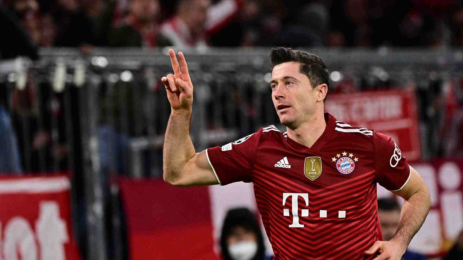 深度解析c罗逆转梅西,c罗与梅西谁是足球史上最佳