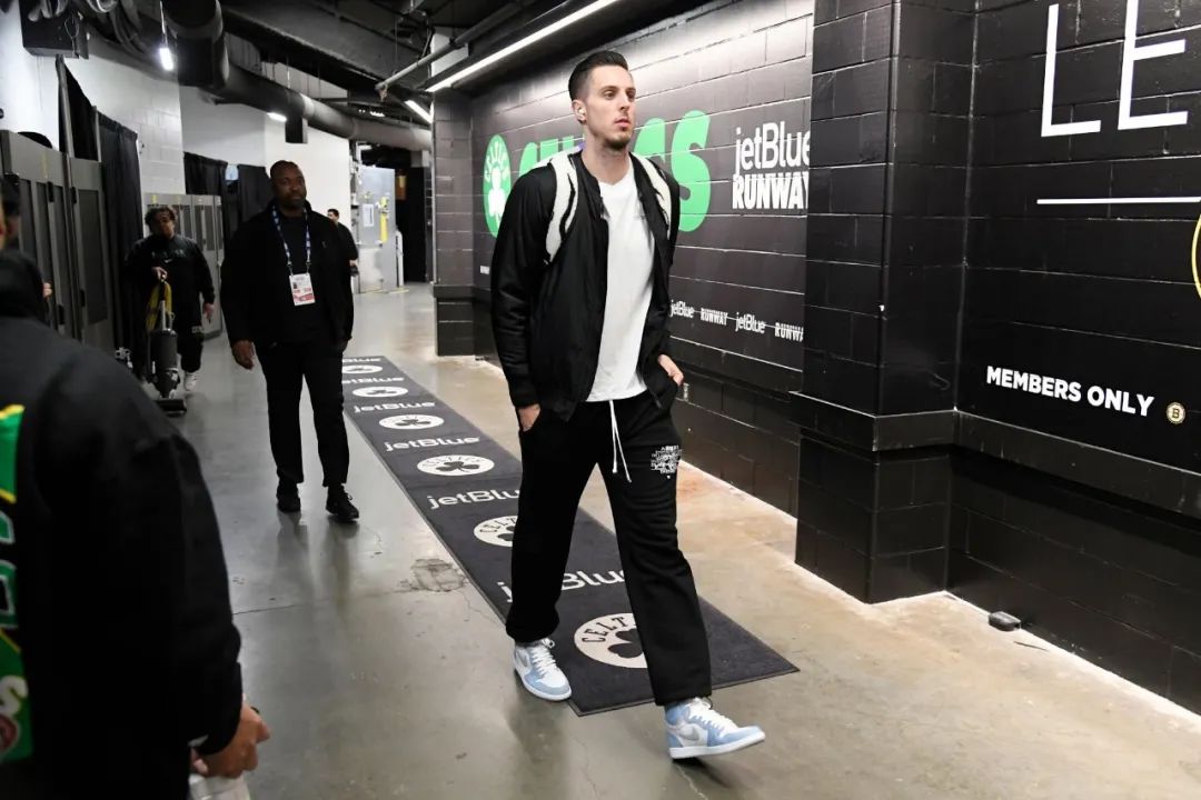 6月24日篮球热点事件：阿里纳斯说黑哨，夏季联赛即将来袭！