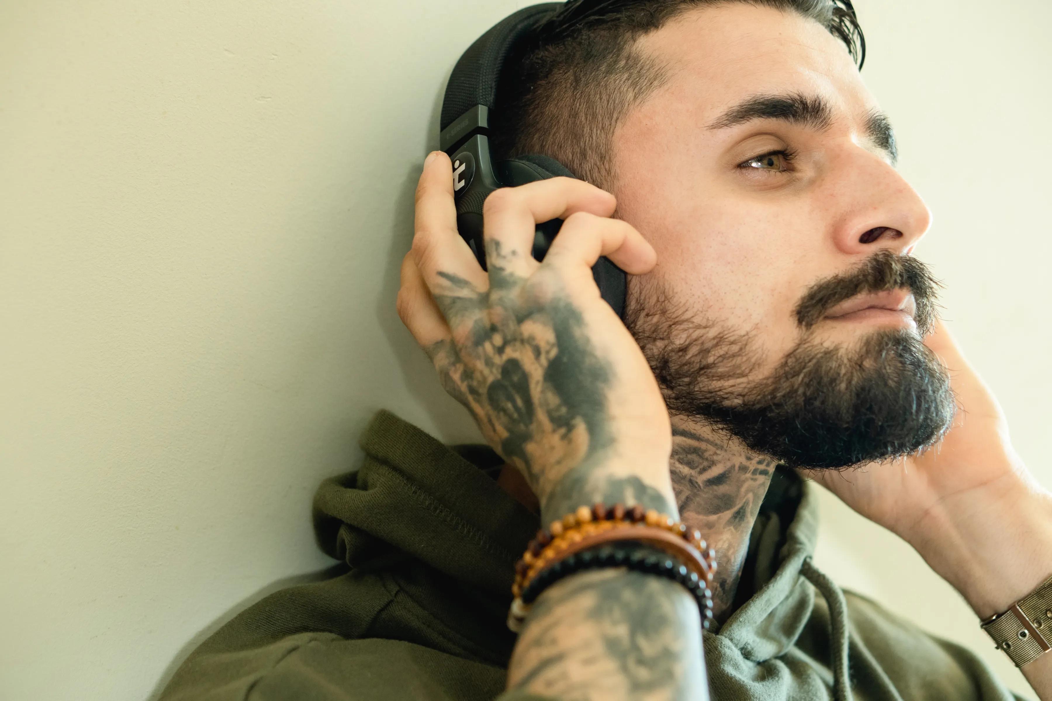 如何有效安慰别人,记住五要四不要