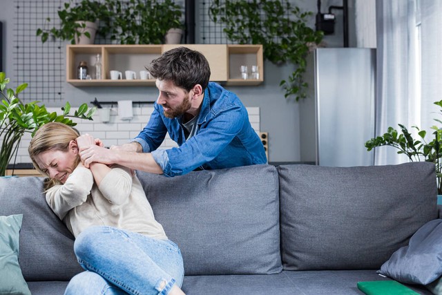 老公不务正业还要二胎吗,老公不务正业天天想着打牌