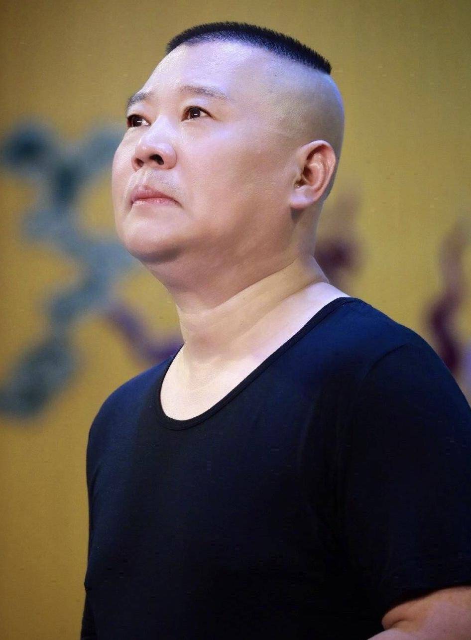 岳云鹏吴京调侃谢楠完整版,岳云鹏吴京谢楠同台什么梗