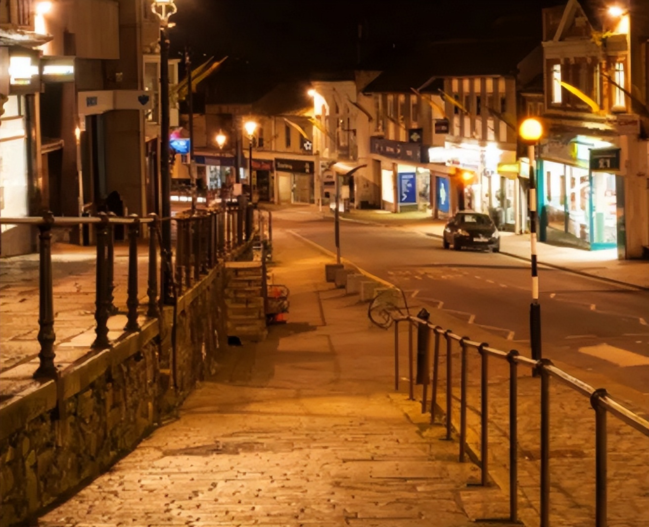 日本悬案遇害前留下诡异照片,日本17岁少女被囚禁41天法庭宣判