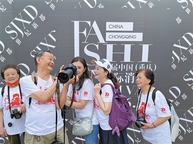 一笑一语是温情一动一静皆惬意——摄影师眼中的江北系列报道①