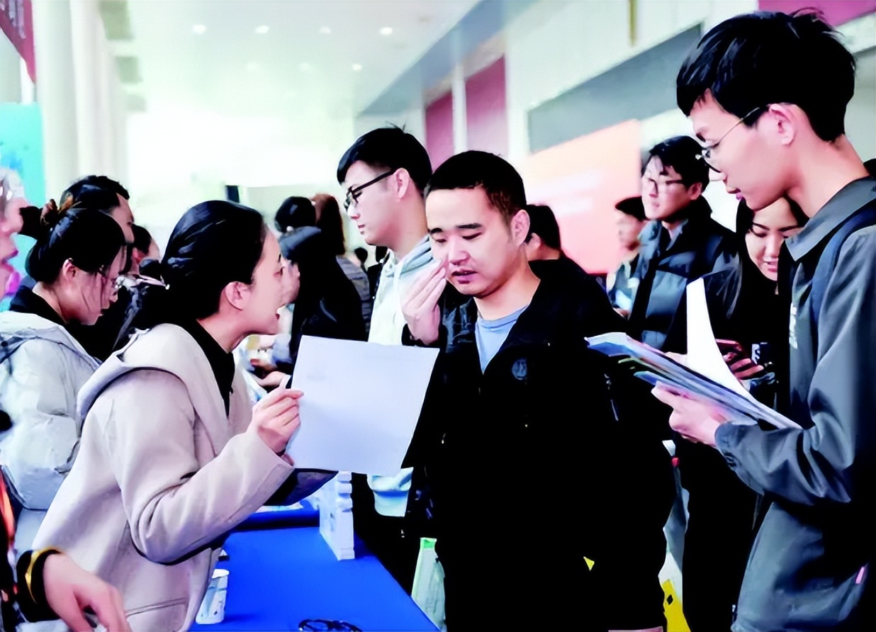 铁路2017专科招人,铁路2018年招聘专科