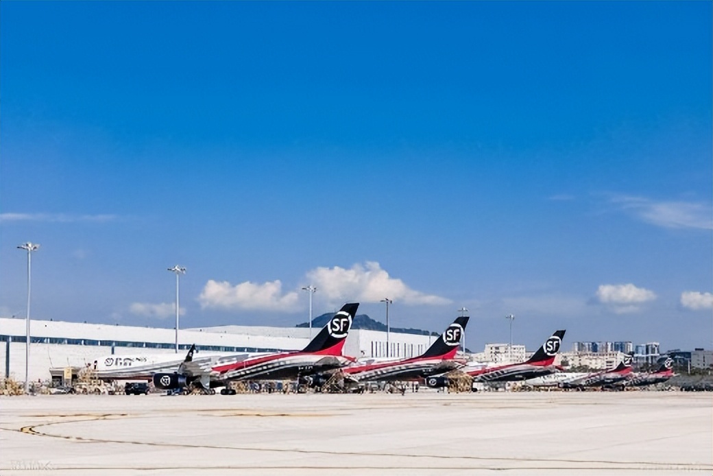 顺丰标准服务流程,顺丰快递又慢又快服务不一样吗