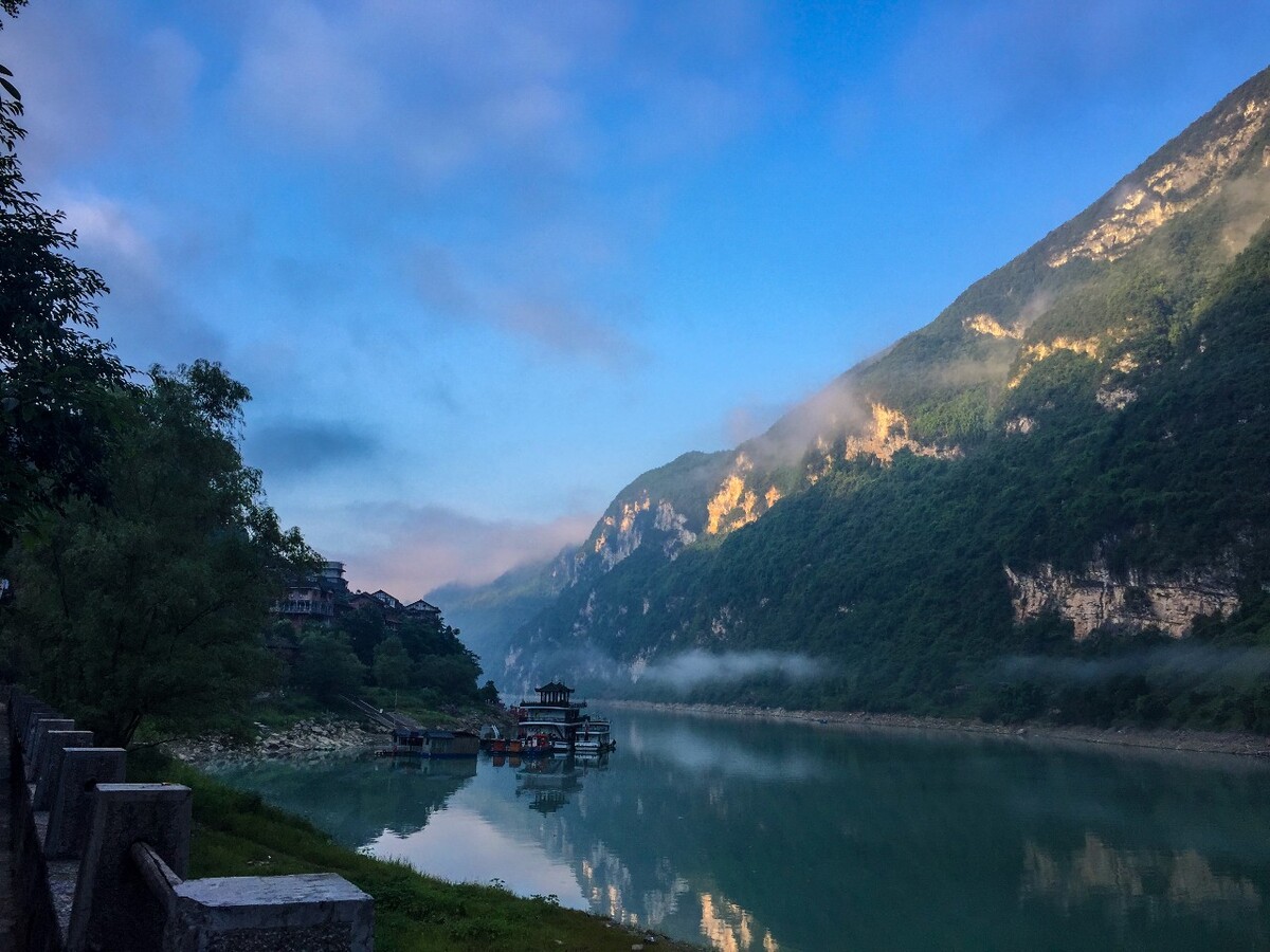重庆乌江画廊冬天旅游攻略,重庆乌江画廊景区旅游攻略