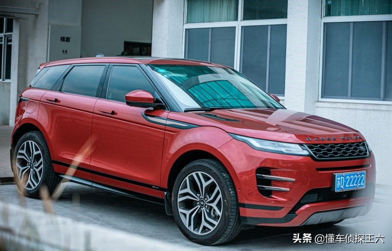 全系标配四驱，2.0T+9AT动力，百公里油耗7.3L，揽胜极光L如何？